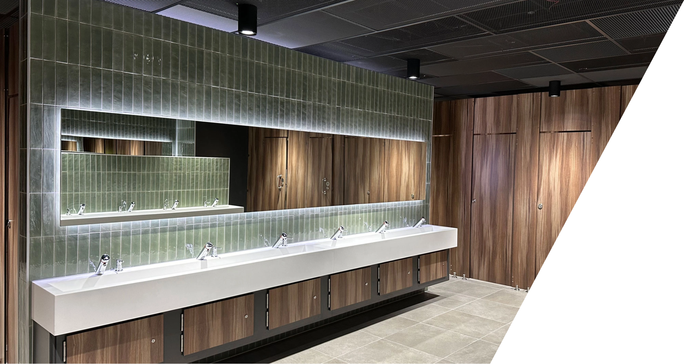 Contemporary commercial washroom